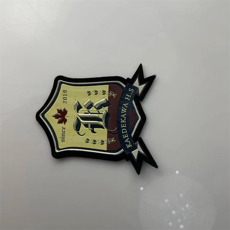 Toppa con logo personalizzato